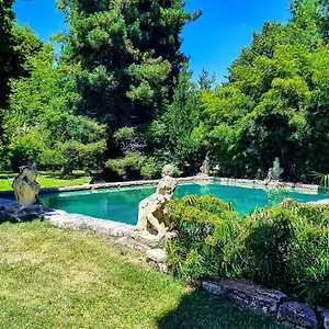 Hotel Chateau De Roussan ****